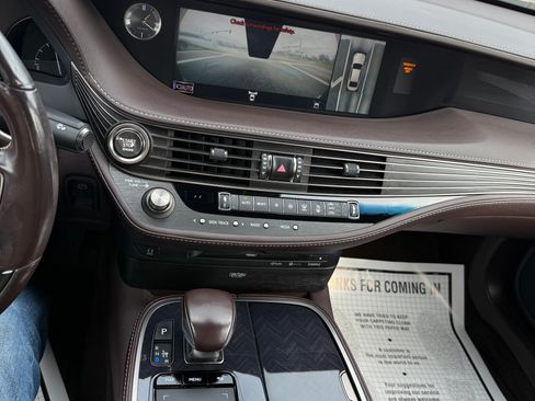 Used 2019 Lexus LS 500 image 14