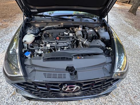 Used 2022 Hyundai Sonata Limited FWD image 16