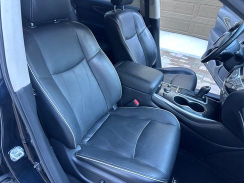 Used 2020 INFINITI QX60 Luxe w/ Essential Package image 12