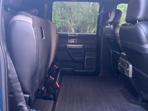 Used 2018 Ford F150 Raptor w/ Equipment Group 802A Luxury image 12