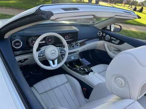 Used 2019 Mercedes-Benz E 450 Cabriolet image 4
