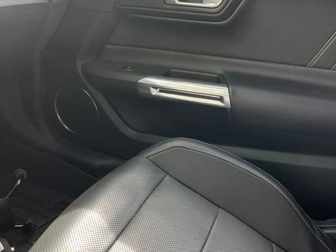Used 2020 Ford Mustang GT Premium RWD image 23