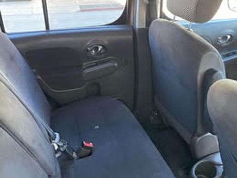 Used 2011 Nissan Cube 1.8 S w/ Interior Illumination Pkg image 9