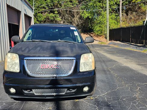 Used 2008 GMC Yukon XL Denali image 4