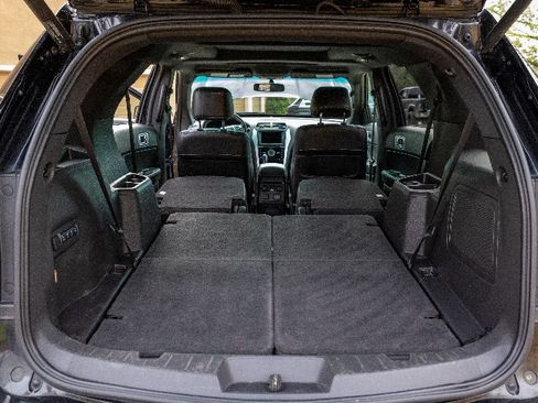 Used 2015 Ford Explorer Sport w/ Equipment Group 401A image 15