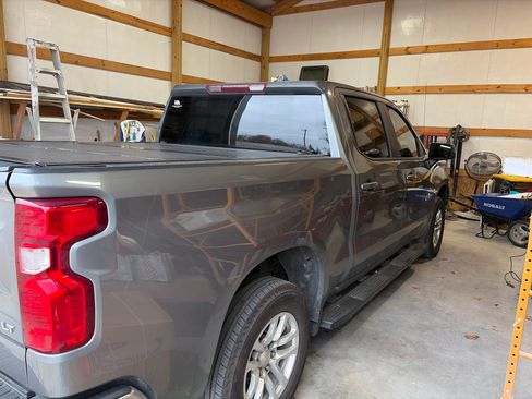 Used 2020 Chevrolet Silverado 1500 LT w/ Texas Edition image 5