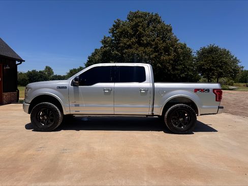 Used 2015 Ford F150 Platinum w/ Equipment Group 701A Luxury image 4