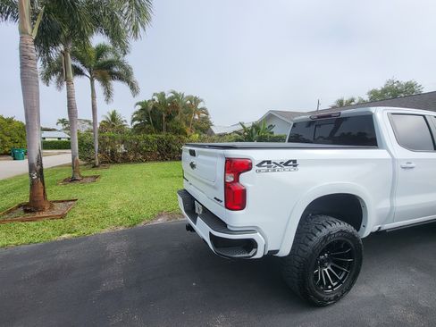 Used 2024 Chevrolet Silverado 1500 RST image 9