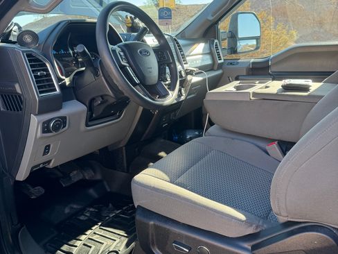 Used 2017 Ford F350 XLT w/ XLT Value Package AWD/4WD image 15