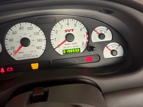 Used 2004 Ford Mustang Cobra image 17