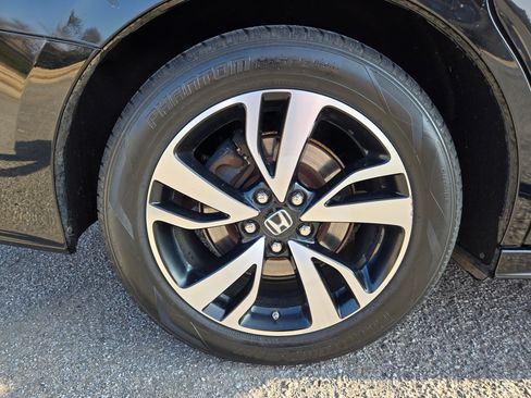 Used 2019 Honda Odyssey Elite image 11