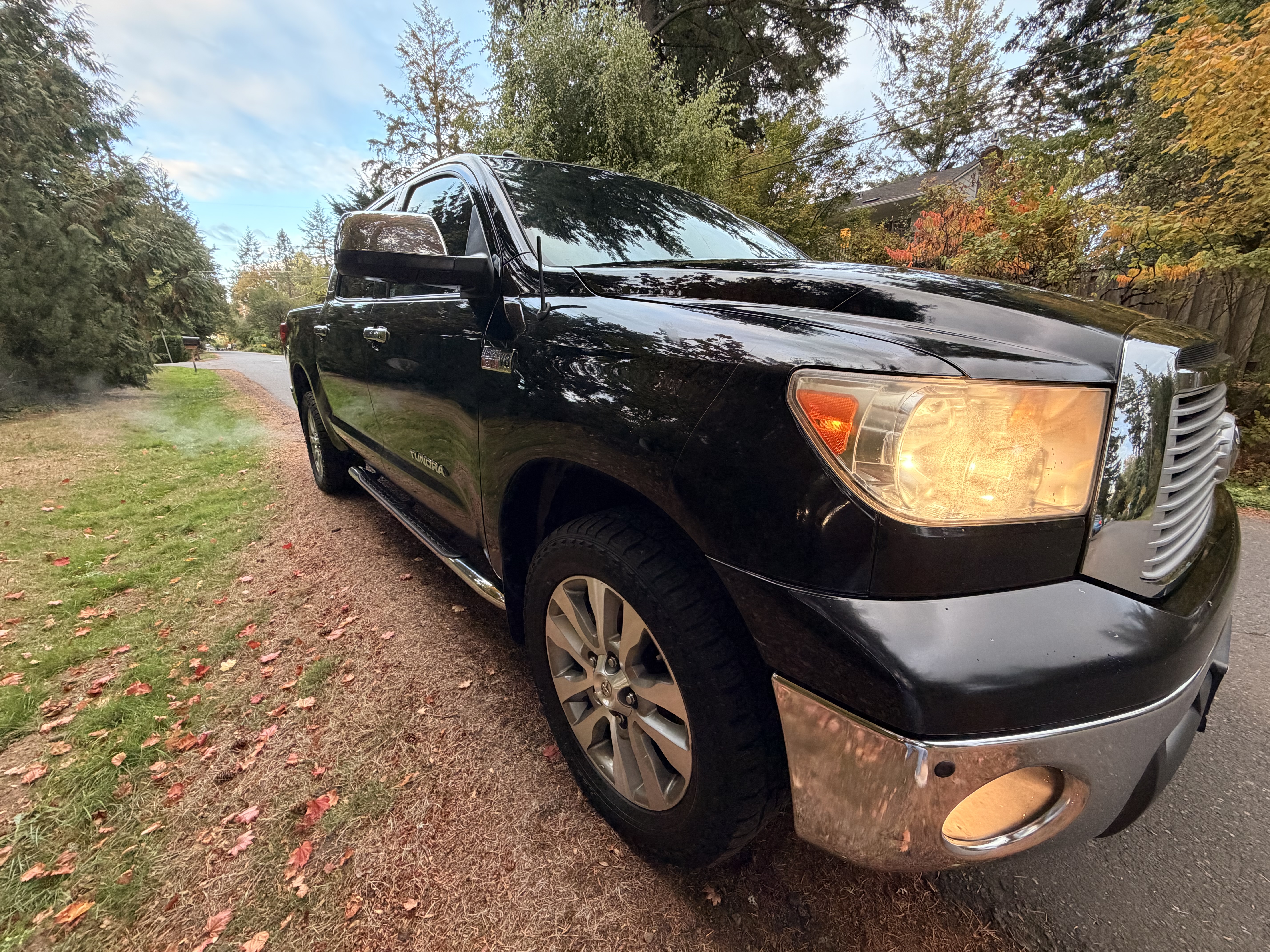 Used 2013 Toyota Tundra Platinum AWD/4WD image 12