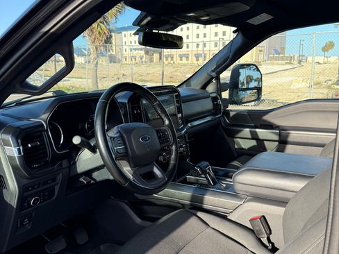 Used 2021 Ford F150 XLT w/ Equipment Group 302A High image 4