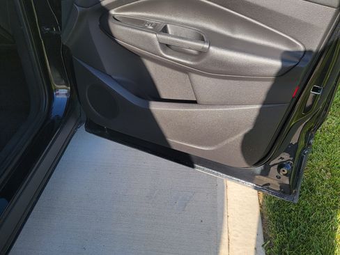 Used 2015 Ford Escape S FWD image 6