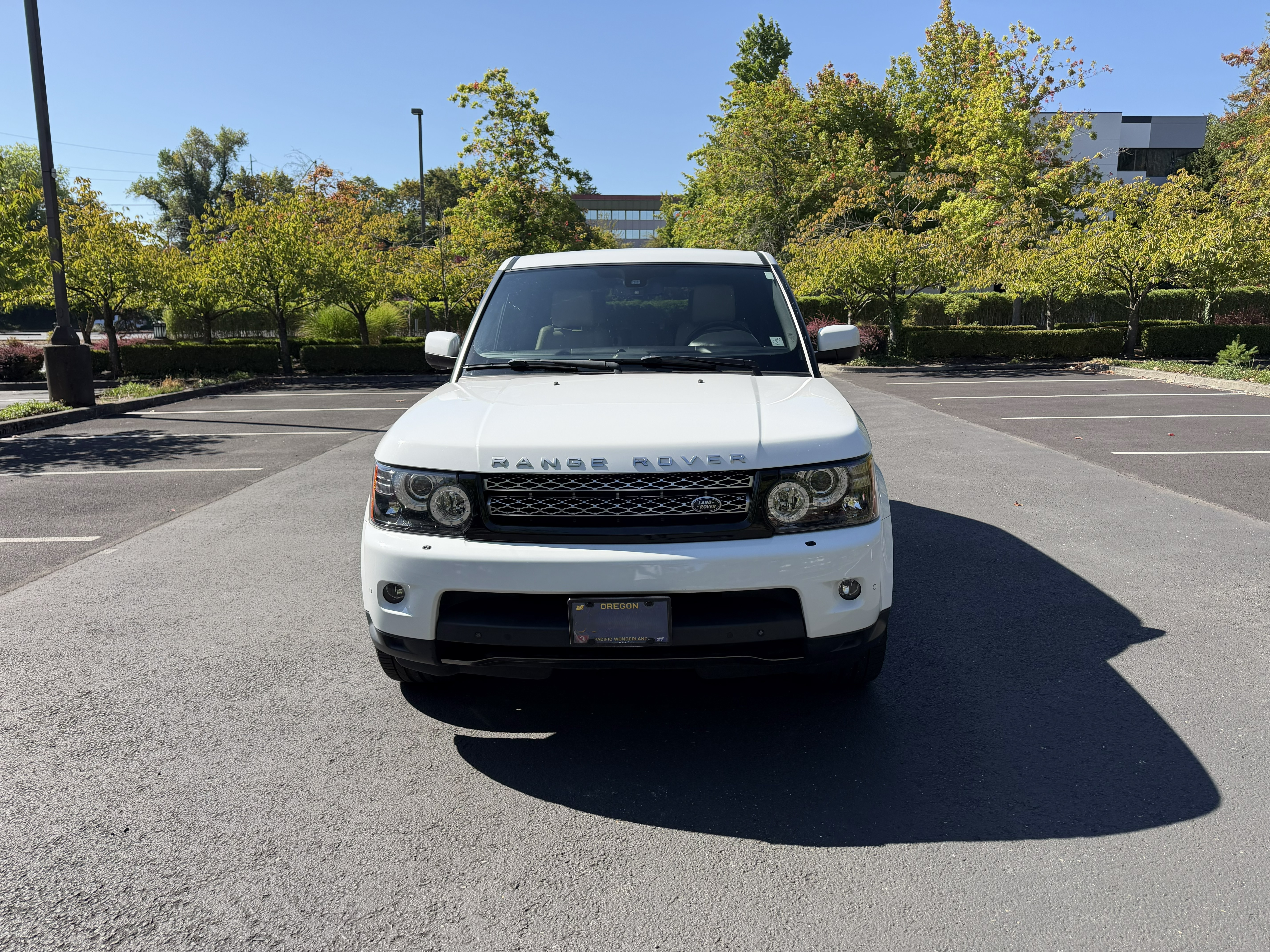 Used 2013 Land Rover Range Rover Sport HSE LUX w/ Luxury Interior Pkg AWD/4WD image 6