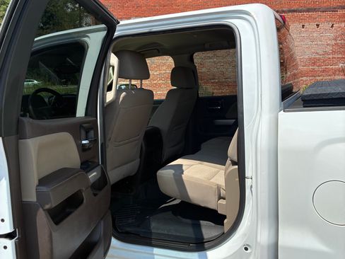 Used 2018 Chevrolet Silverado 1500 LT w/ All Star Edition AWD/4WD image 13