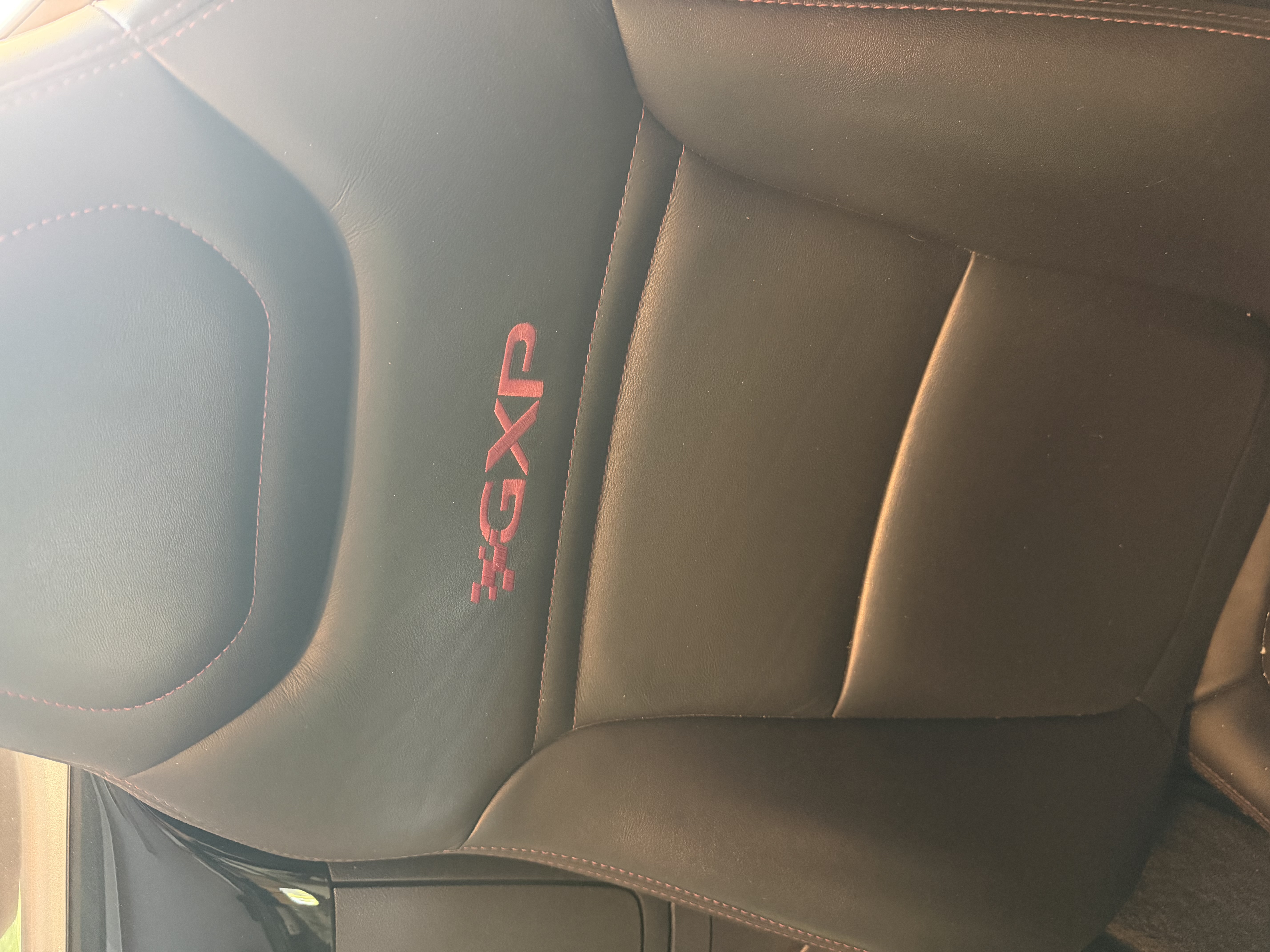 Used 2008 Pontiac Solstice GXP w/ Premium Package RWD image 19