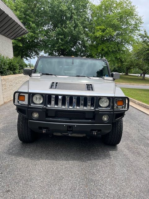 Used 2003 HUMMER H2 w/ Preferred Equipment Group AWD/4WD image 8