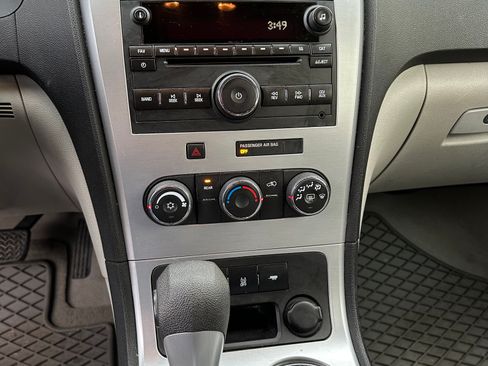 Used 2012 GMC Acadia SL w/ Preferred Package image 15