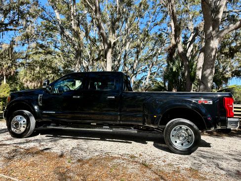 Used 2017 Ford F450 Lariat w/ Lariat Ultimate Package image 5