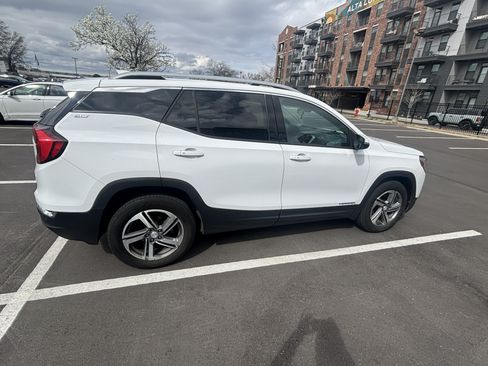 Used 2018 GMC Terrain SLT w/ Preferred Package image 1