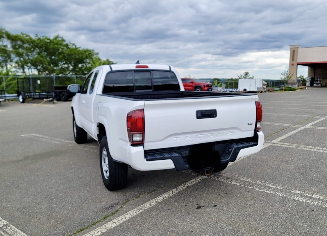 Used 2019 Toyota Tacoma SR w/ SR Convenience Package RWD image 15