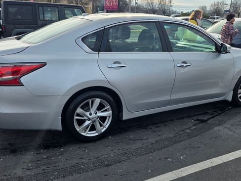 Used 2014 Nissan Altima 2.5 SL w/ Technology Package image 12