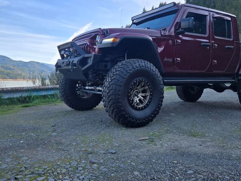 Used 2021 Jeep Gladiator Rubicon w/ LED Lighting Group image 1