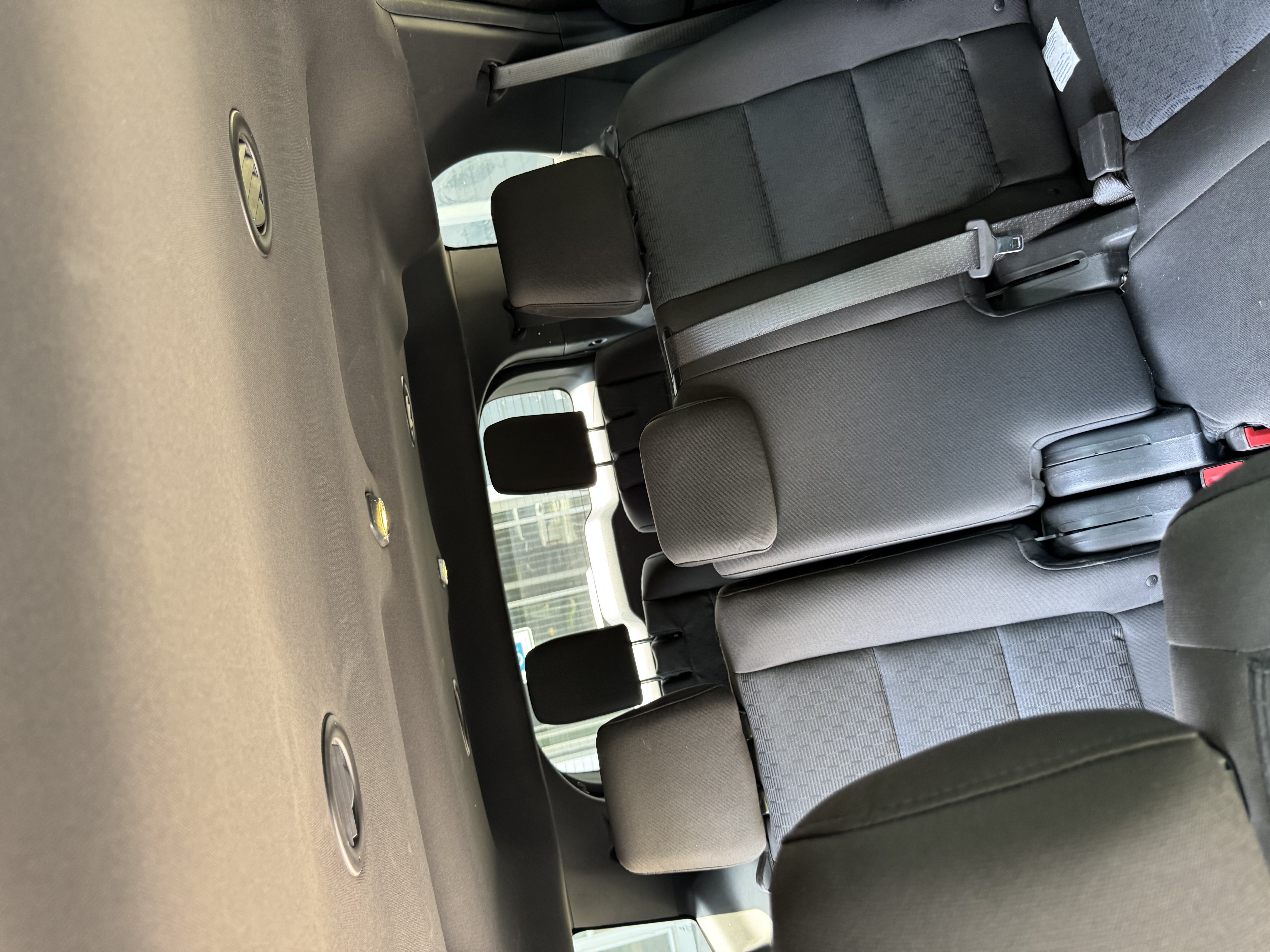 Used 2014 Ford Explorer XLT AWD/4WD image 15