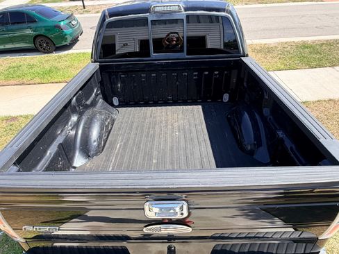 Used 2011 Ford F150 XLT w/ XLT Chrome Pkg RWD image 9