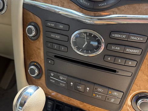 Used 2014 INFINITI QX80 2WD w/ Theater Package image 16