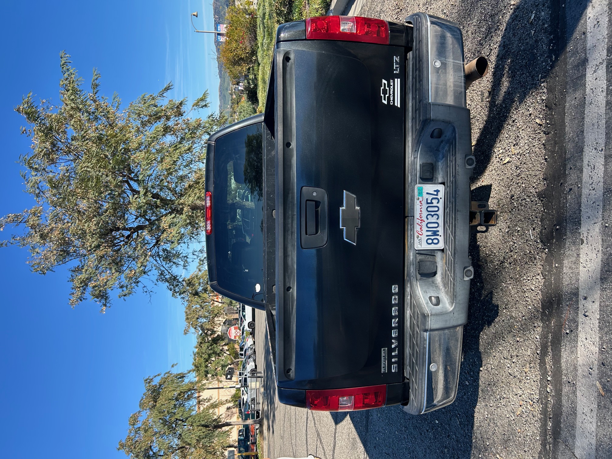 Used 2010 Chevrolet Silverado 1500 LTZ w/ Max Trailering Pack RWD image 6