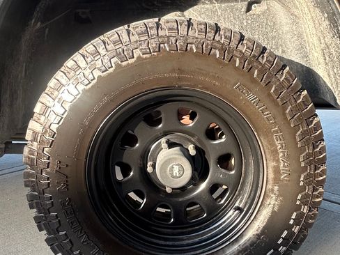 Used 2015 RAM 1500 Express w/ Black Ram 1500 Express Group AWD/4WD image 15