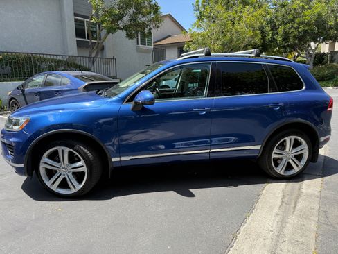 Used 2016 Volkswagen Touareg Executive image 28