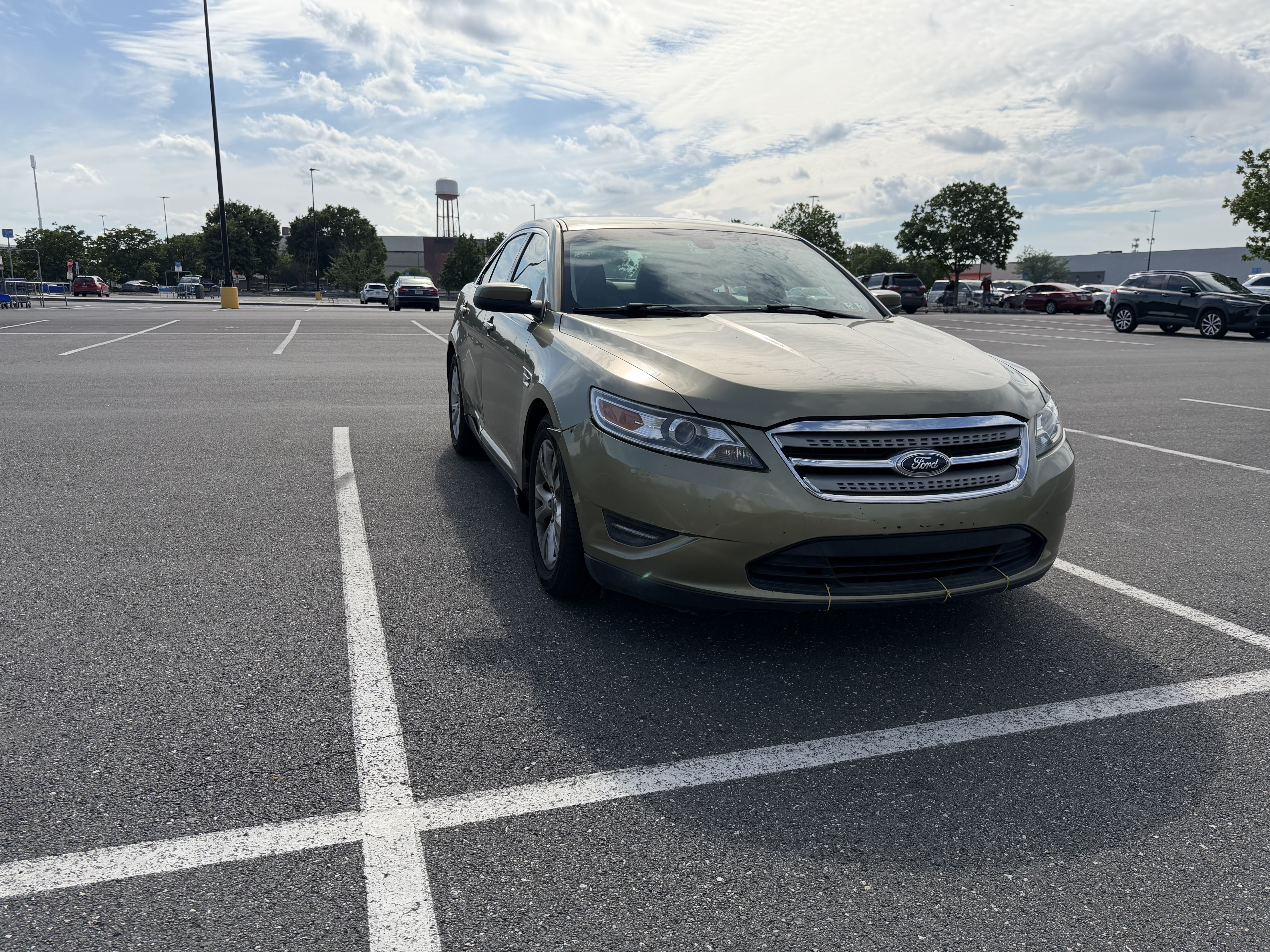 Used 2012 Ford Taurus SEL FWD image 11