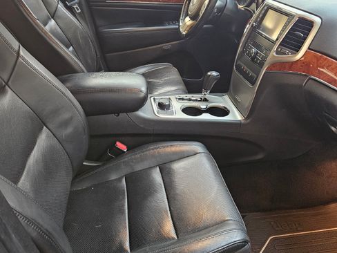 Used 2011 Jeep Grand Cherokee Limited w/ Trailer Tow Group image 13