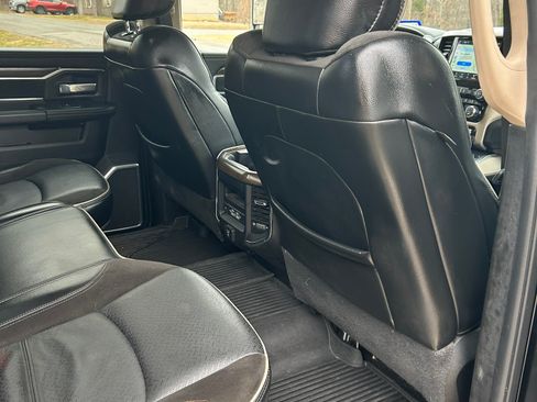 Used 2022 RAM 3500 Laramie image 13
