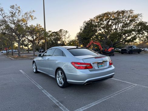 Used 2011 Mercedes-Benz E 550 Coupe image 6