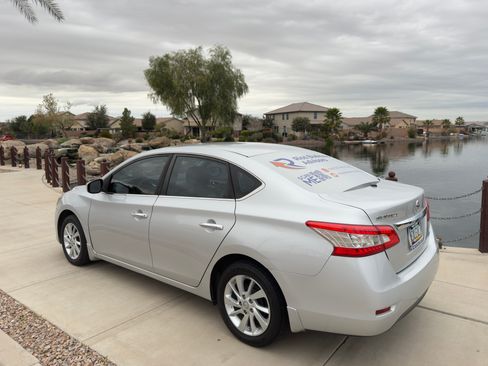 Used 2013 Nissan Sentra SV image 4