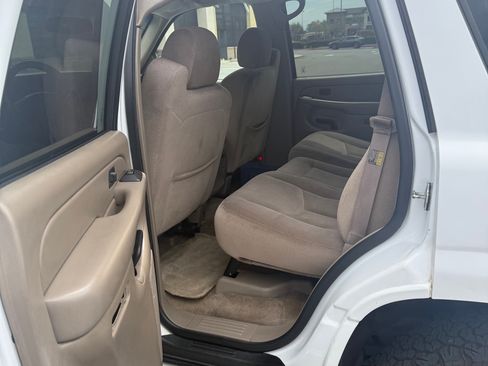 Used 2004 GMC Yukon SLE RWD image 14