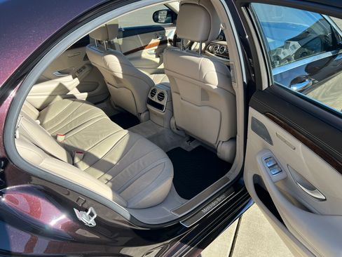 Used 2014 Mercedes-Benz S 550 Sedan image 8
