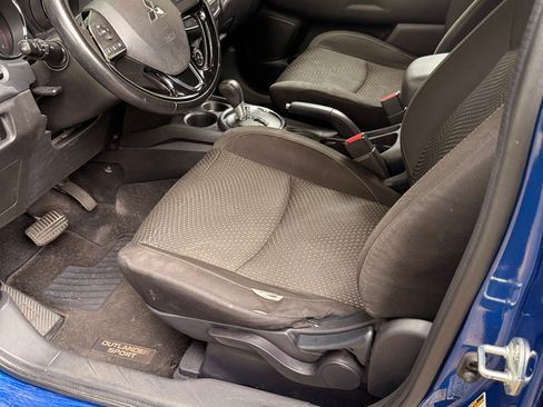 Used 2016 Mitsubishi Outlander Sport ES FWD image 8