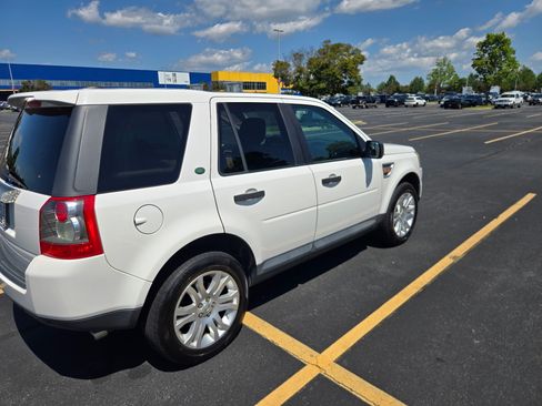Used 2008 Land Rover LR2 SE AWD/4WD image 2
