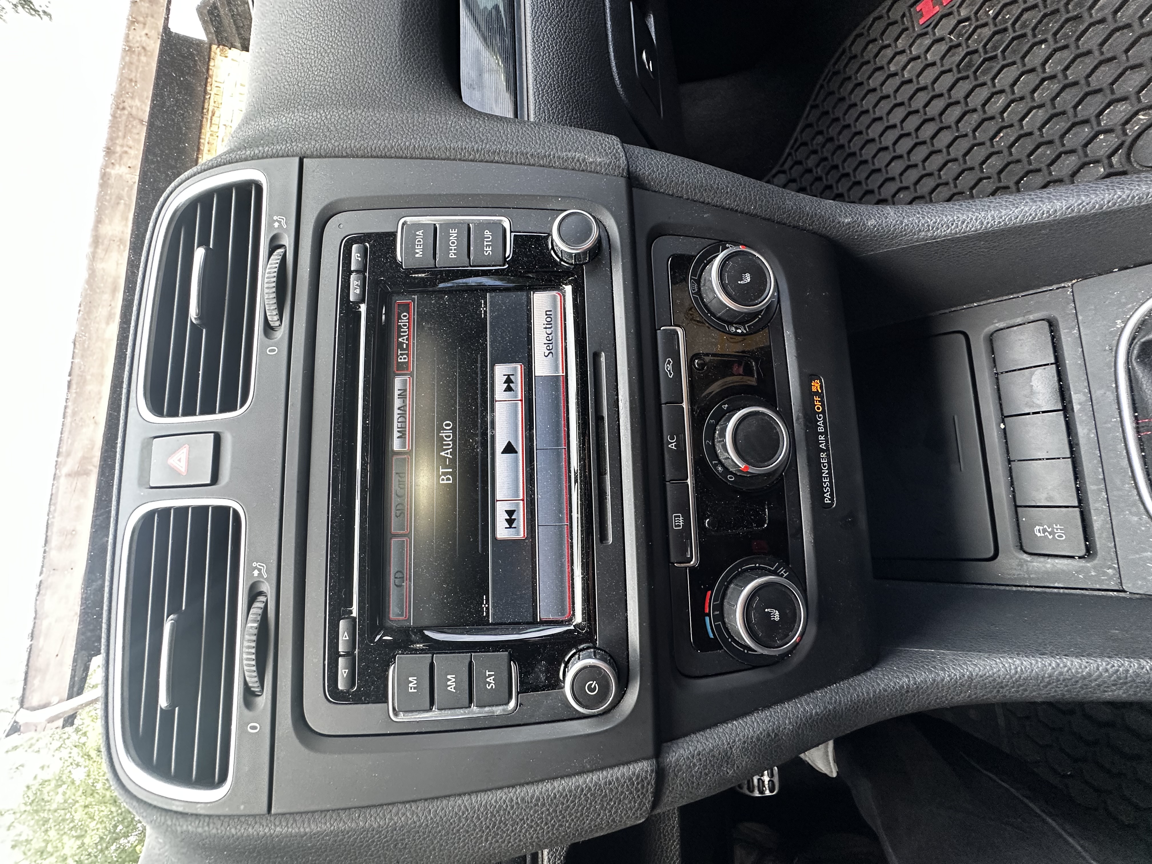 Used 2012 Volkswagen GTI 4-Door FWD image 10