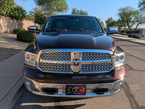 Used 2014 RAM 1500 Laramie w/ Convenience Group AWD/4WD image 4