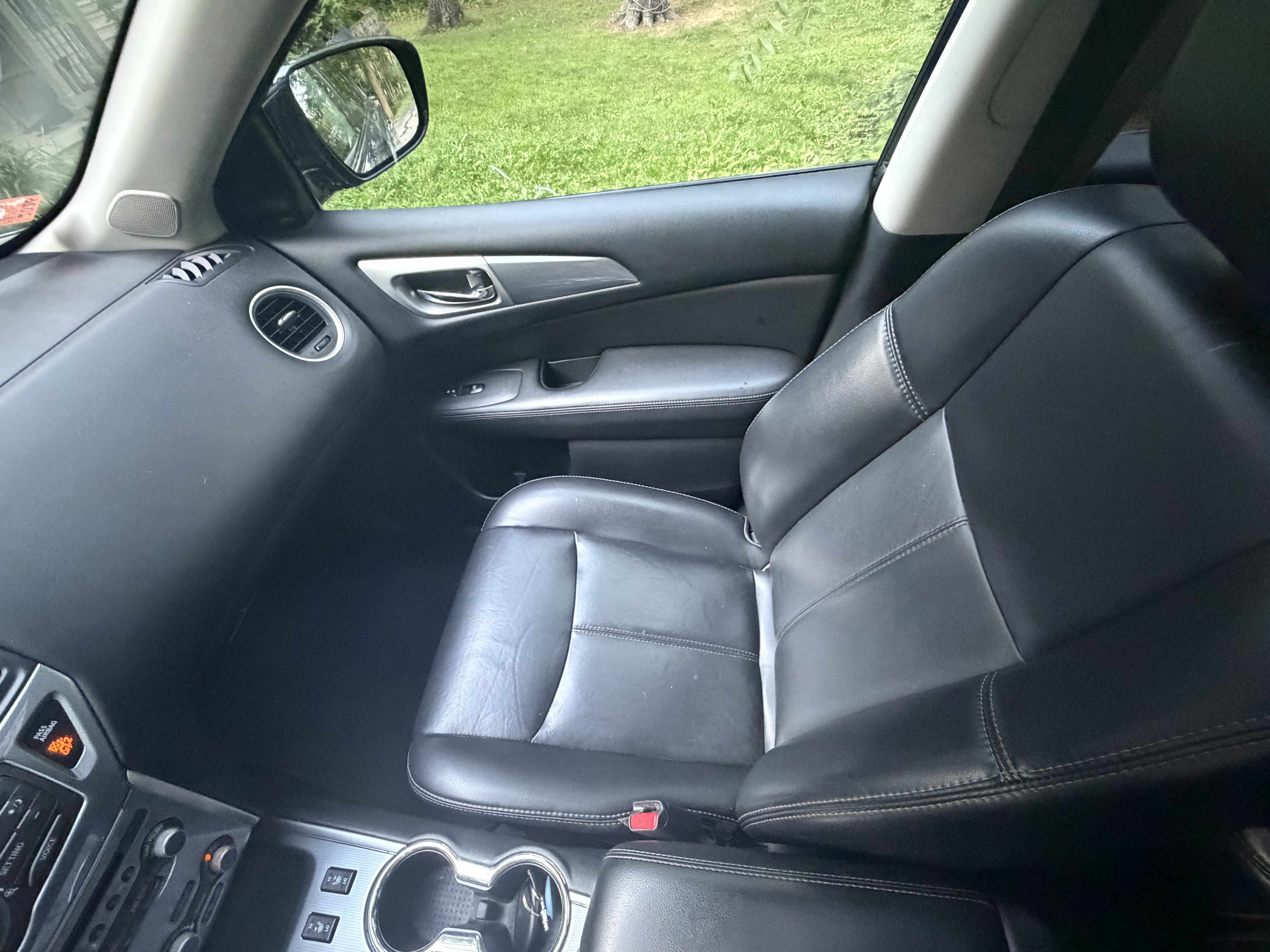 Used 2017 Nissan Pathfinder SL w/ SL Premium Package AWD/4WD image 19