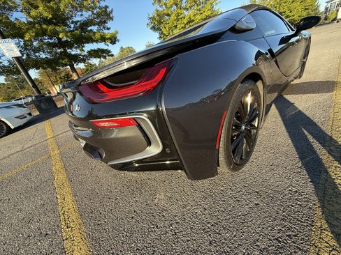 Used 2019 BMW i8 Roadster image 26