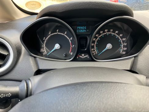 Used 2019 Ford Fiesta SE image 5