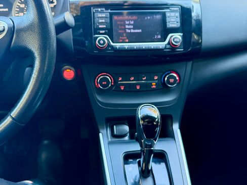 Used 2016 Nissan Sentra SV w/ Style Package image 31