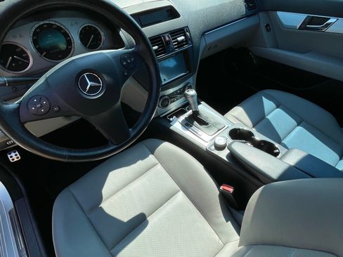 Used 2008 Mercedes-Benz C 300 Sedan image 14
